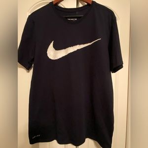Men’s navy blue Nike T-shirt, dri-fit, size L